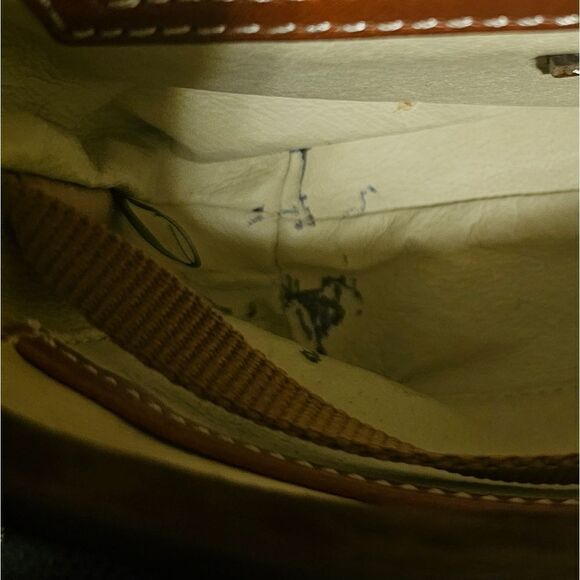 DOONEY & BOURKE Cambridge Crossbody Saddle Bag - Picture 10 of 10